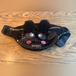🔑NWOT Bebe Girl sequin puff animal Fanny pack